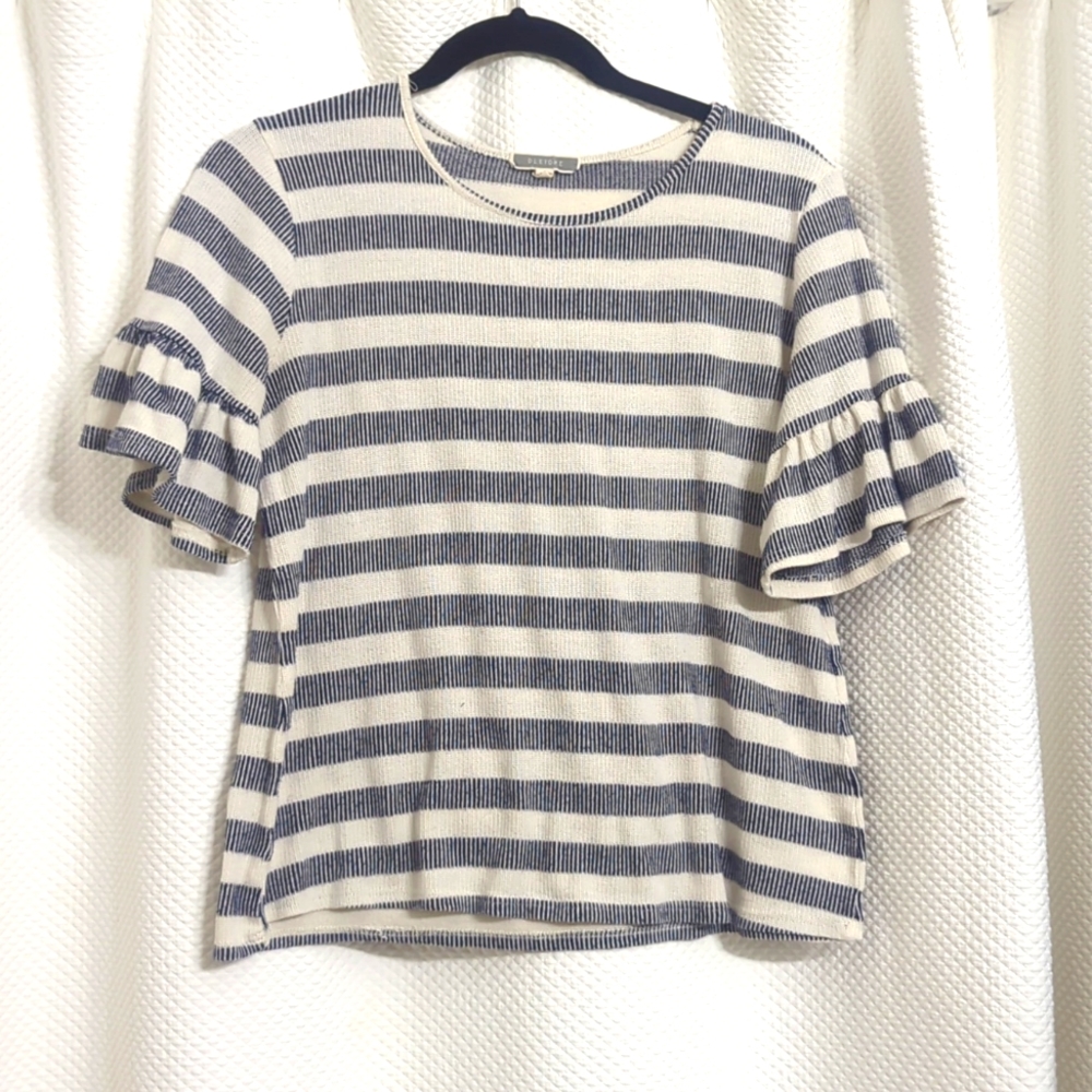 Bell sleeve tee shirt - Picture 1 of 3